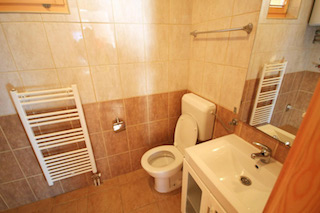 Apartman za 5 osoba sa odvojenom sobom - Apartmani Prijatelji